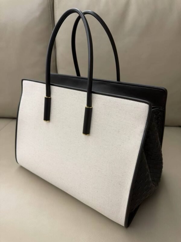 BOTTEGA VENETA Barbara Tote