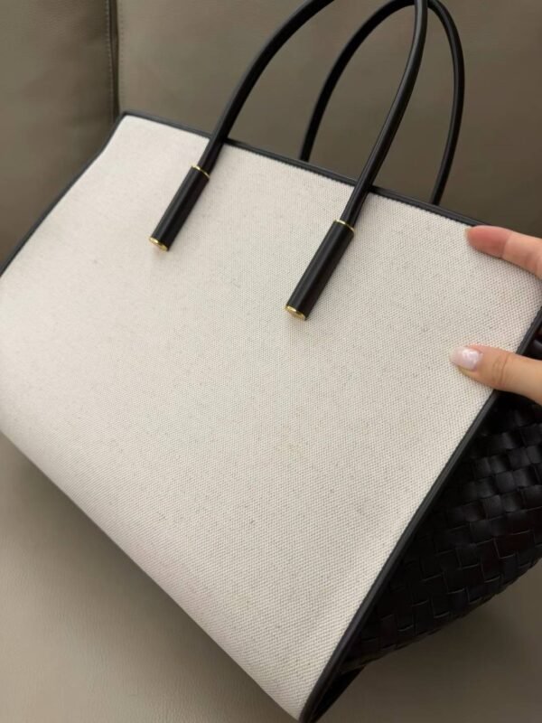 BOTTEGA VENETA Barbara Tote
