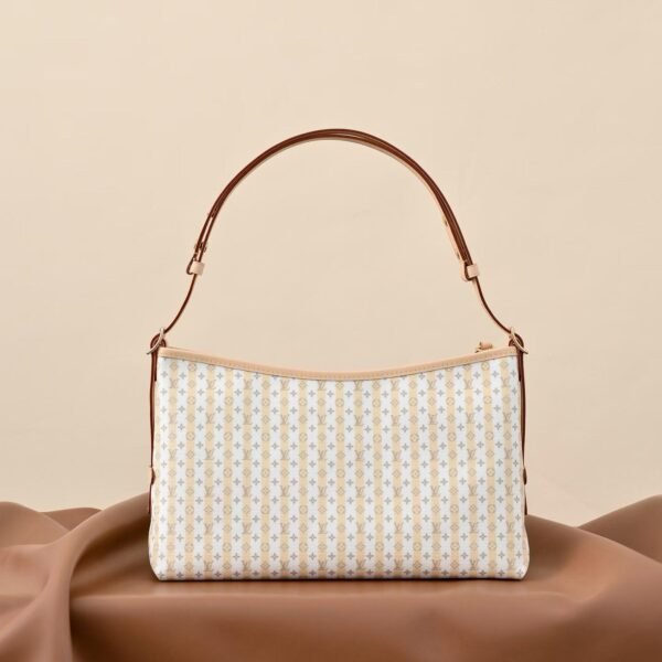 LOUIS VUITTON  CARRYALL EAST WEST  M29139