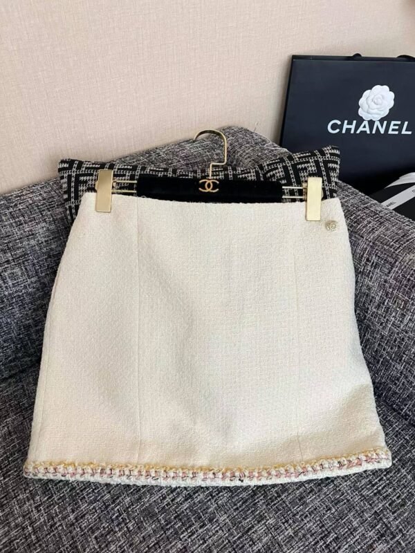CHANEL Short Skirt