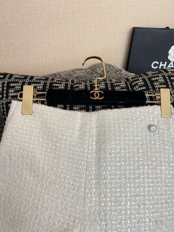 CHANEL  Shorts