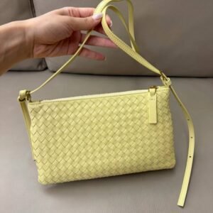 BOTTEGA VENETA LNTRECCIATO PICCOLO