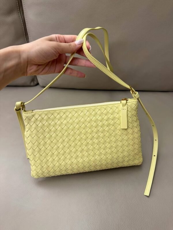 BOTTEGA VENETA LNTRECCIATO PICCOLO