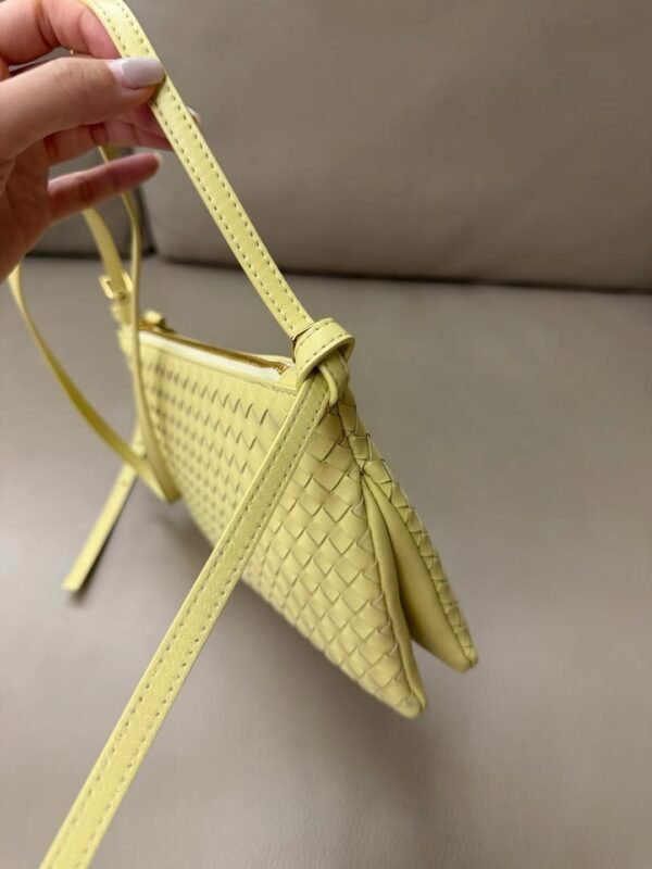BOTTEGA VENETA LNTRECCIATO PICCOLO