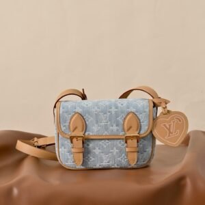 LOUIS VUITTON SATCHEL M2A647