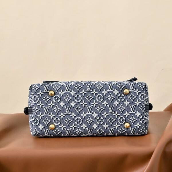 LOUIS VUITTON CARRYALL SMALL M2A184