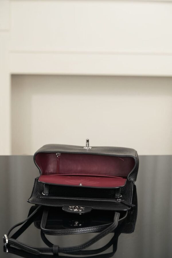 CHANEL Flap bag