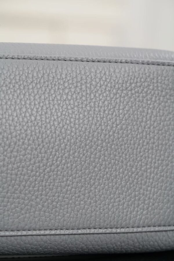 CHANEL Maxi Flap bag