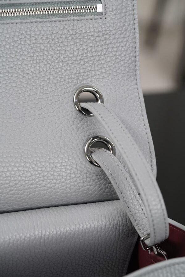 CHANEL Maxi Flap bag