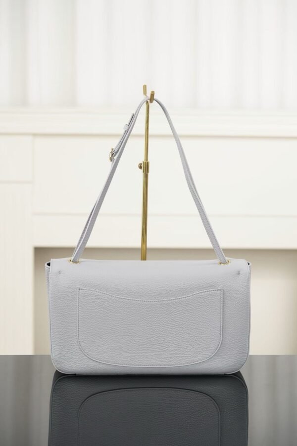 CHANEL Maxi Flap bag