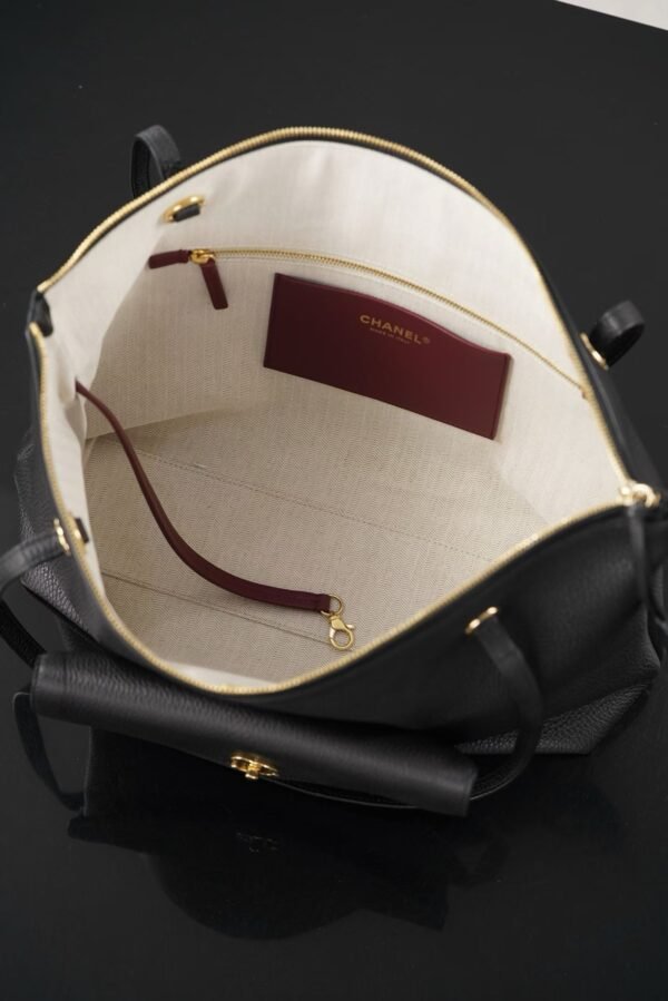CHANEL Small Shopping Bag