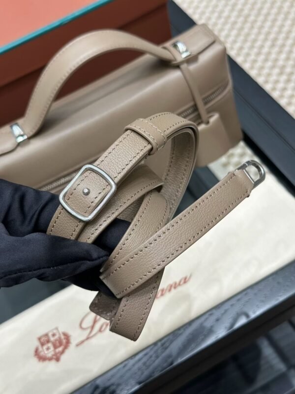 LORO PIANA EXTRA BAG L23