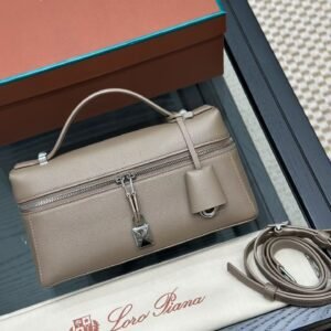 LORO PIANA EXTRA BAG L23