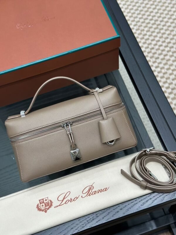 LORO PIANA EXTRA BAG L23