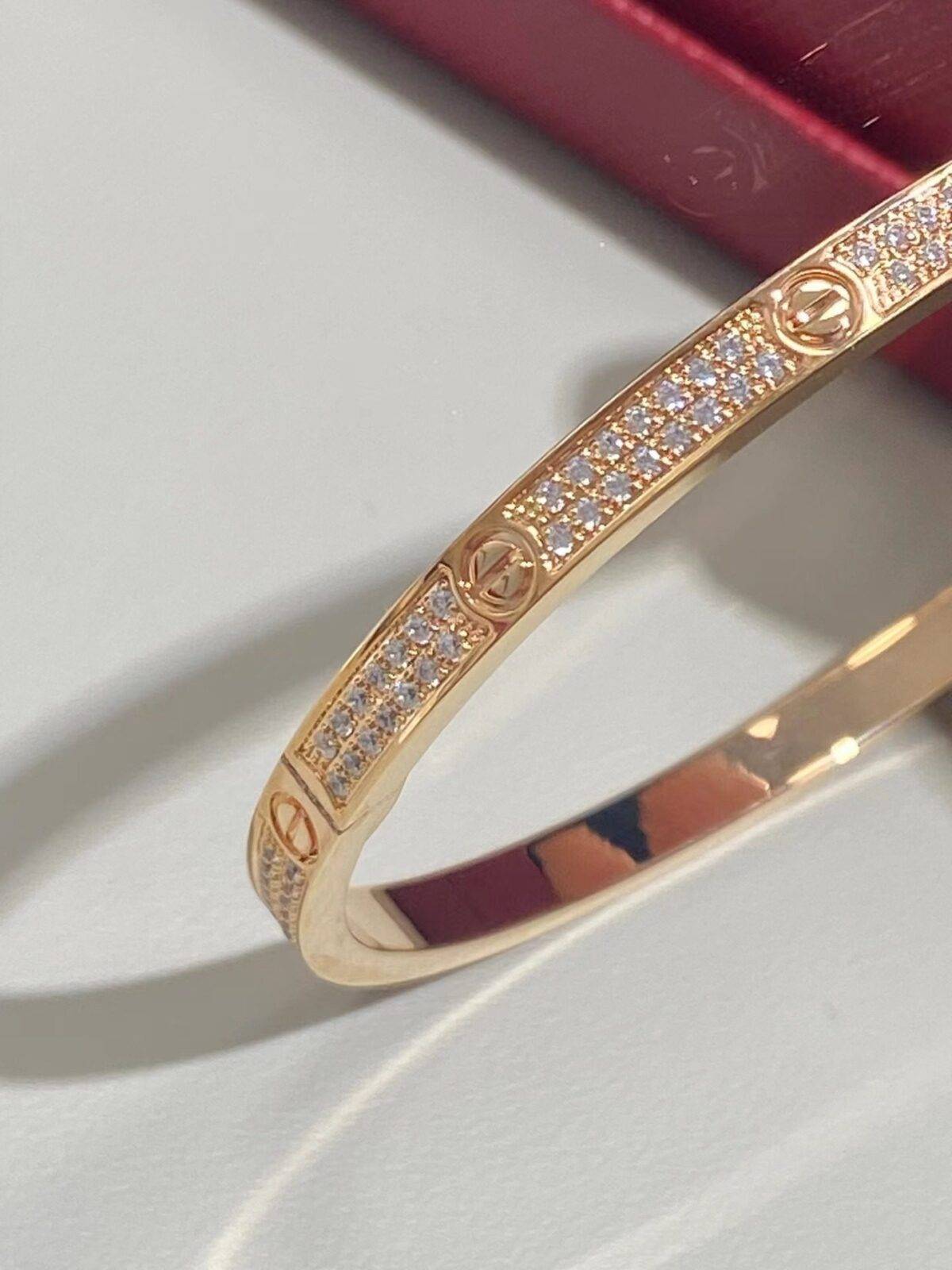 Cartier bracelet LOVE diamond-laden - Image 5