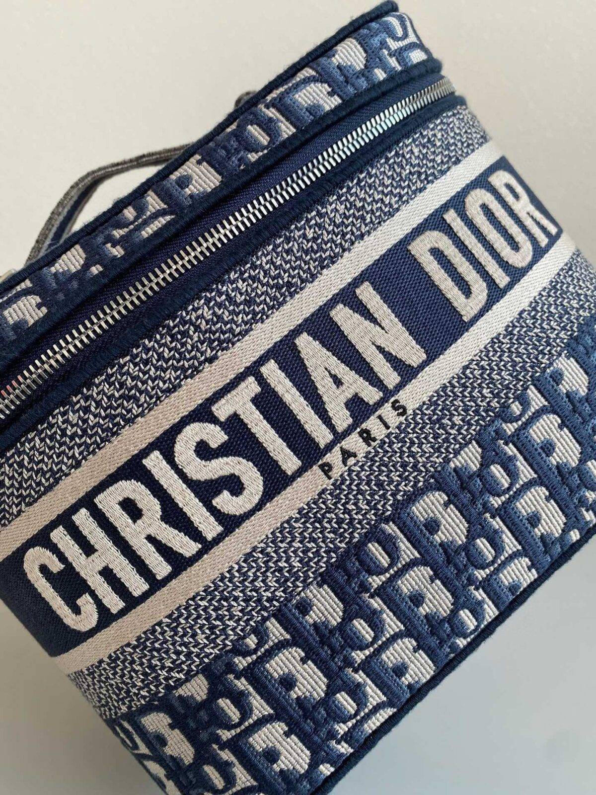 DIOR Oblique Vanity - Image 7