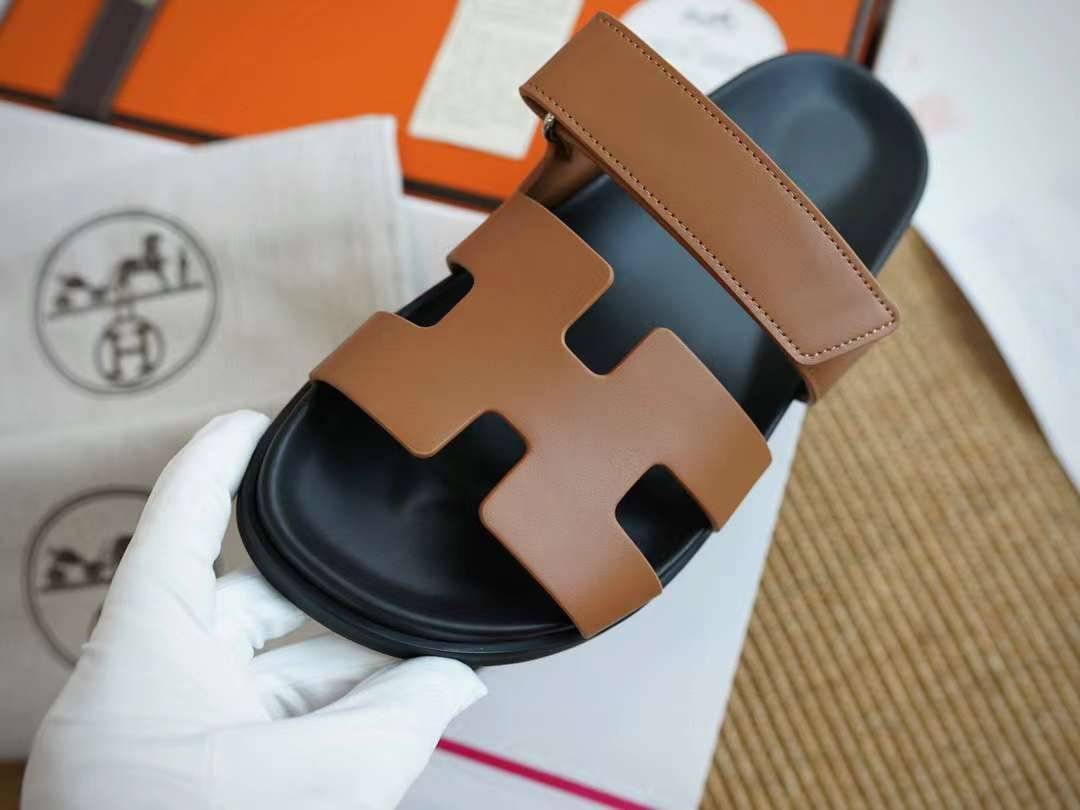 微信图片_20240516162841.jpg HERMES CHYPRE Casual slippers - Image 1