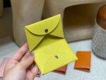 HERMES Calvi Duo Compact card holder - Image 9