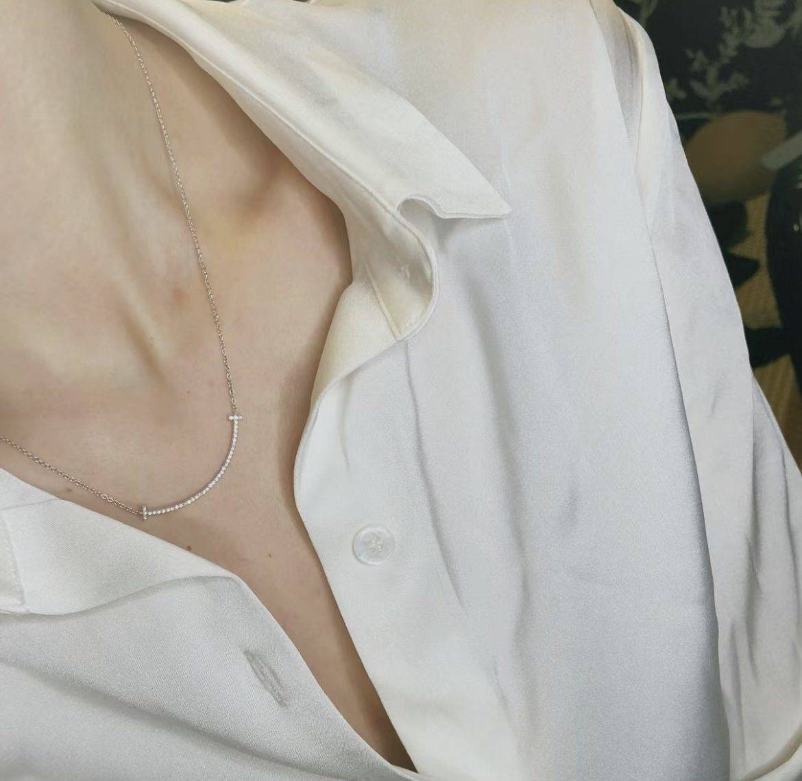 微信图片_20240920165831.jpg Tiffany T-Series smile necklace - Image 1