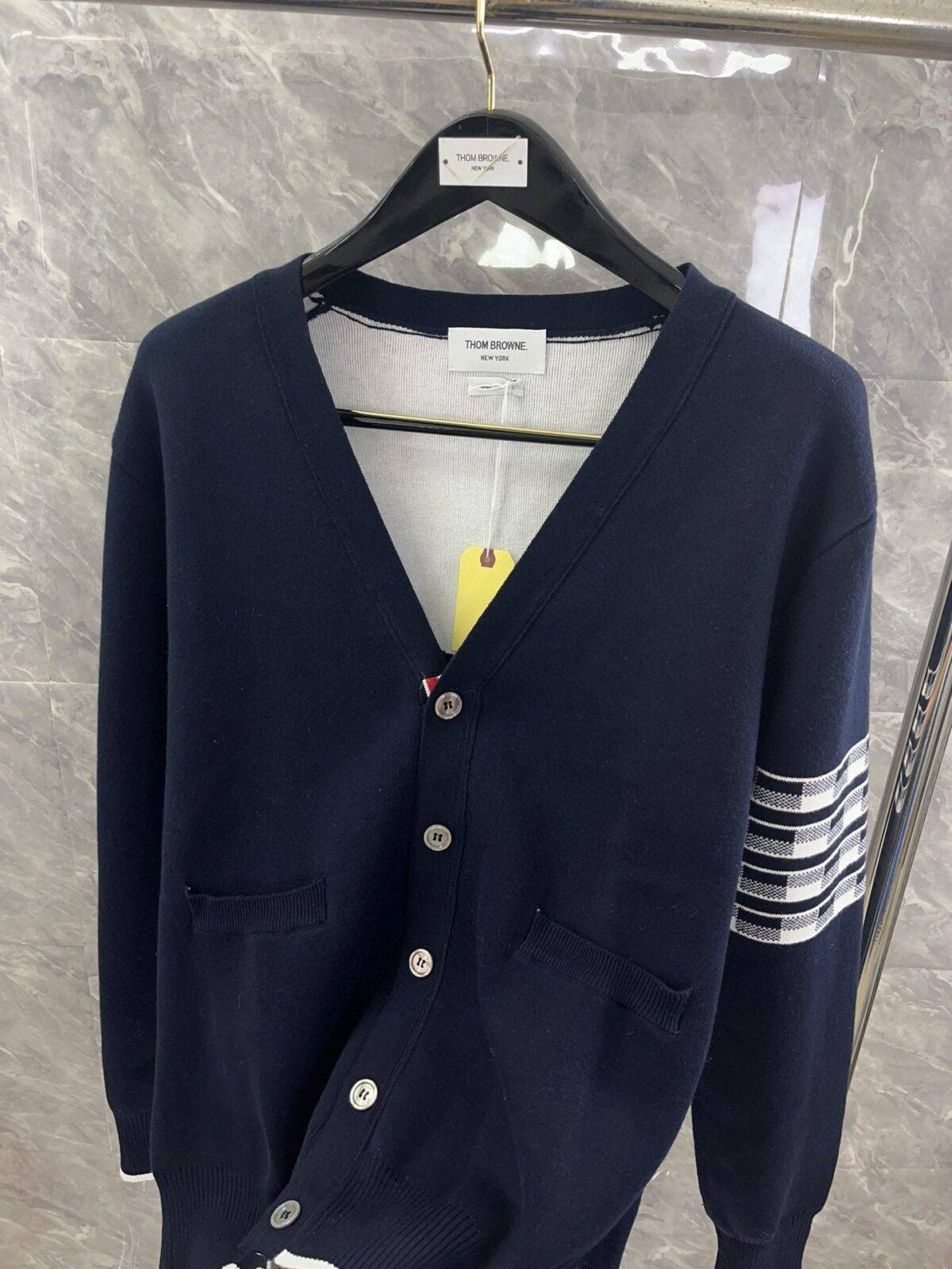 THOM BROWNE  Classic puppy knitted cardigan - Image 13