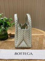 BOTTEGA  VENETA CAMPANA - Image 4