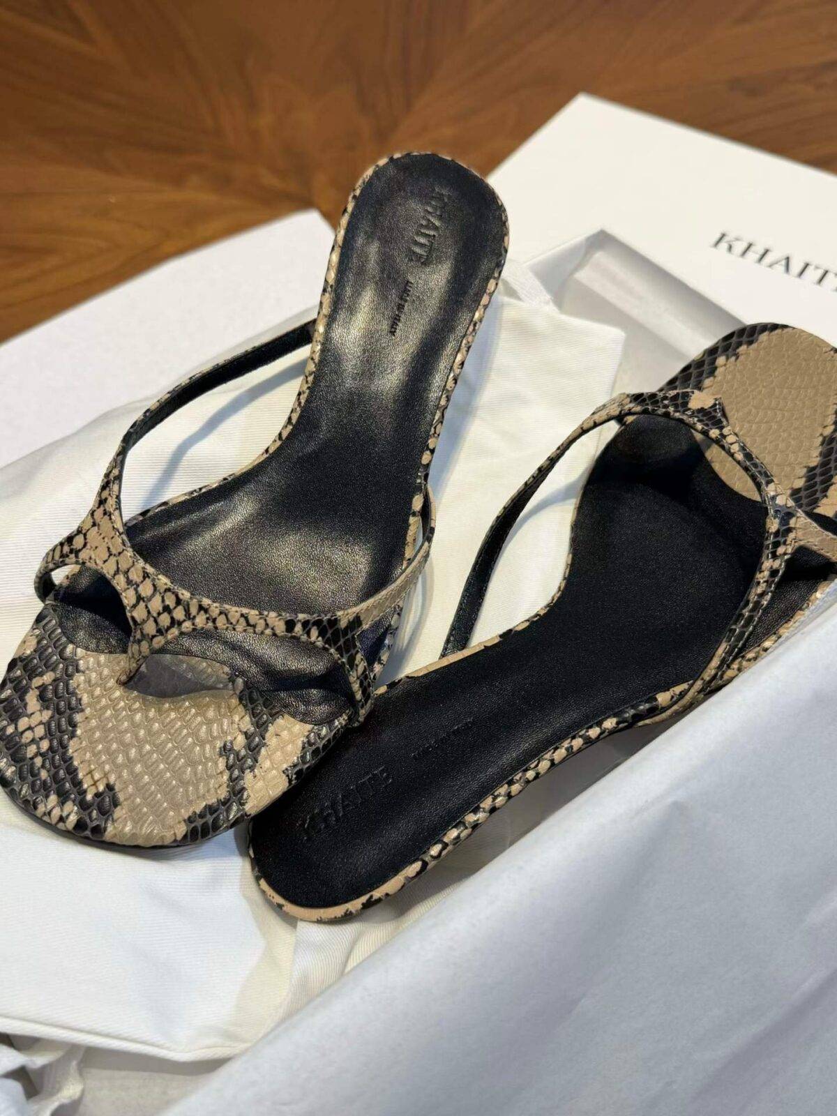 KHAITE Serpentine cat heel sandals - Image 7