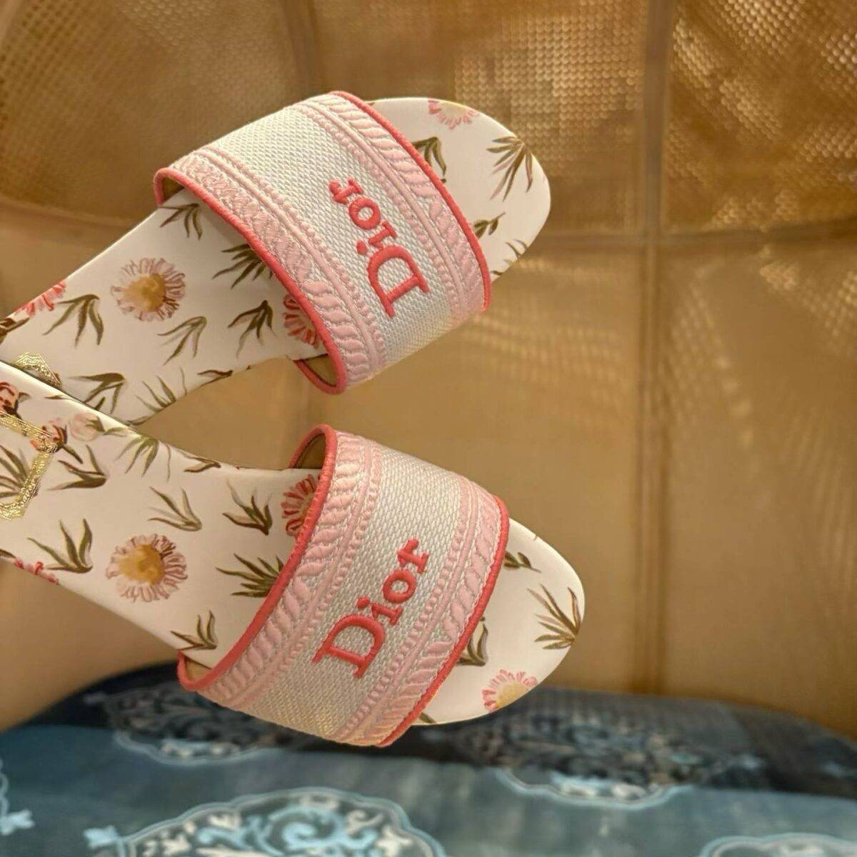 DIOR  slippers - Image 11