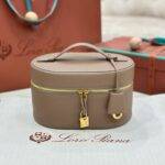 LORO  PIANA Extra Vanity Case(Multicolor）