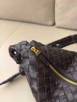 Bottega Veneta  EASY HOBO BAG - Image 6