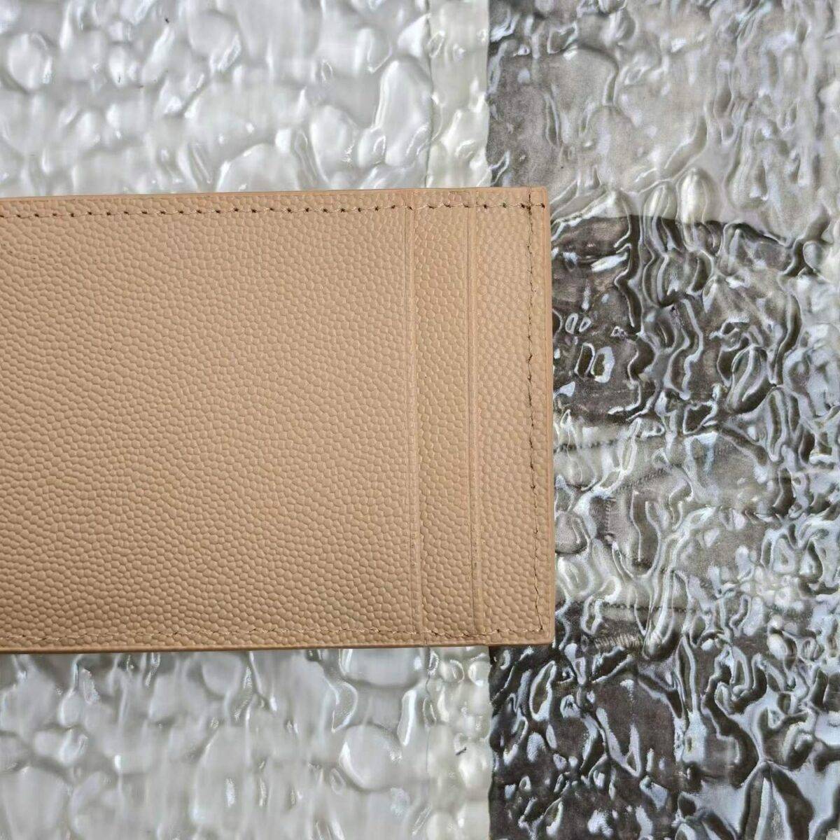 YSL UPTOWN FLAP CARD CASE IN GRAIN DE POUDRE LEATHER - Image 9