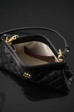 CHANEL 26K HOBOBAG - Image 6