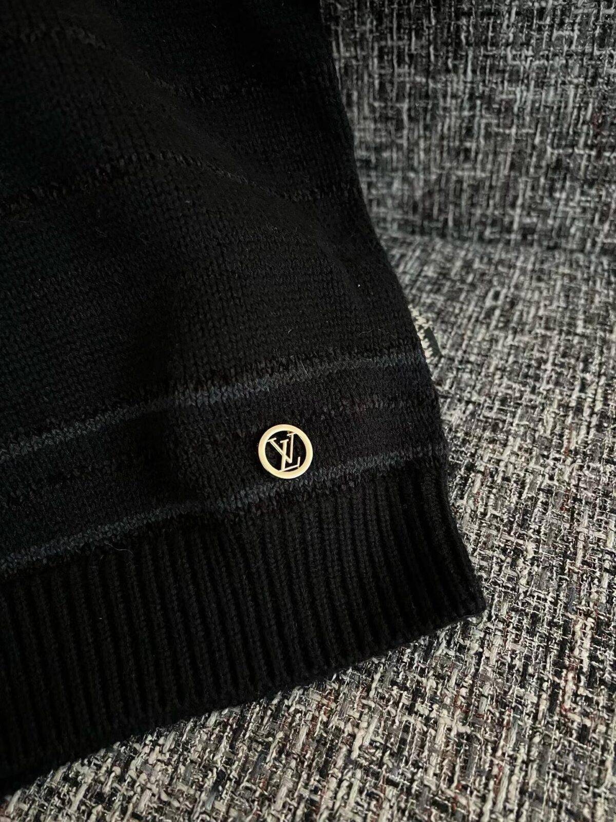 LOUIS VUITTON Knitting - Image 5