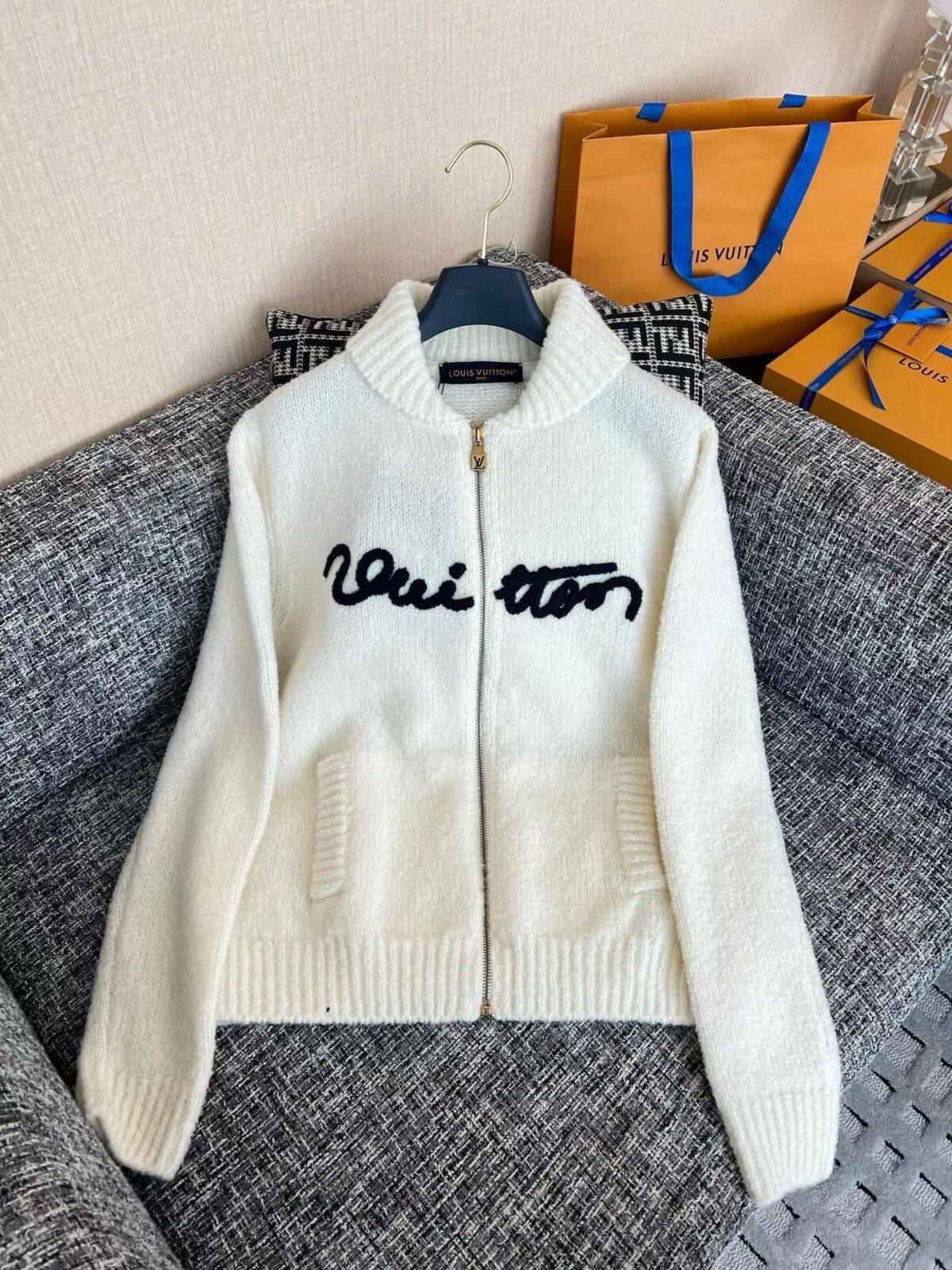 LOUIS VUITTON  Jacket - Image 2