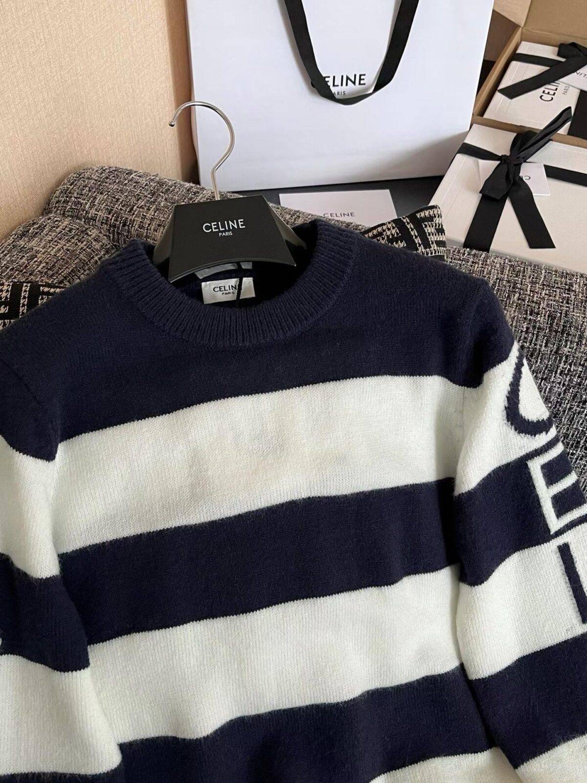 CELINE Long-Sleeve Knit Top - Image 3