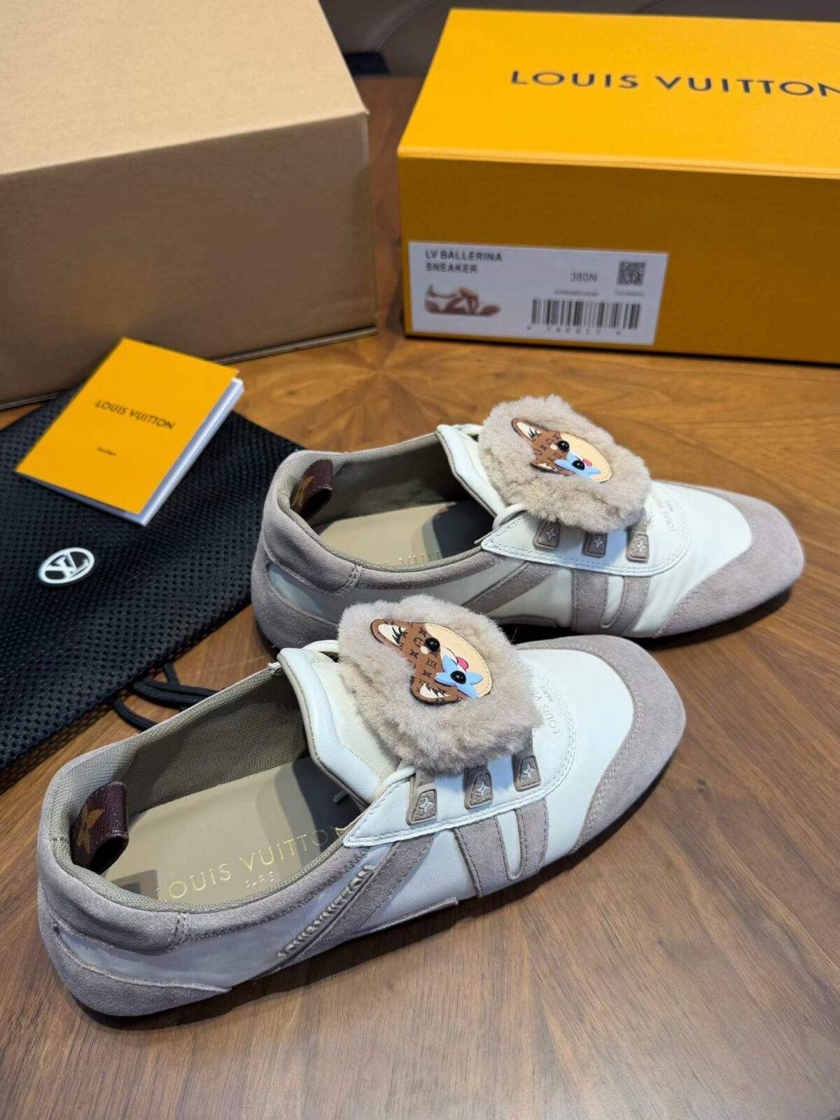 LOUIS VUITTON  Sneaker - Image 9