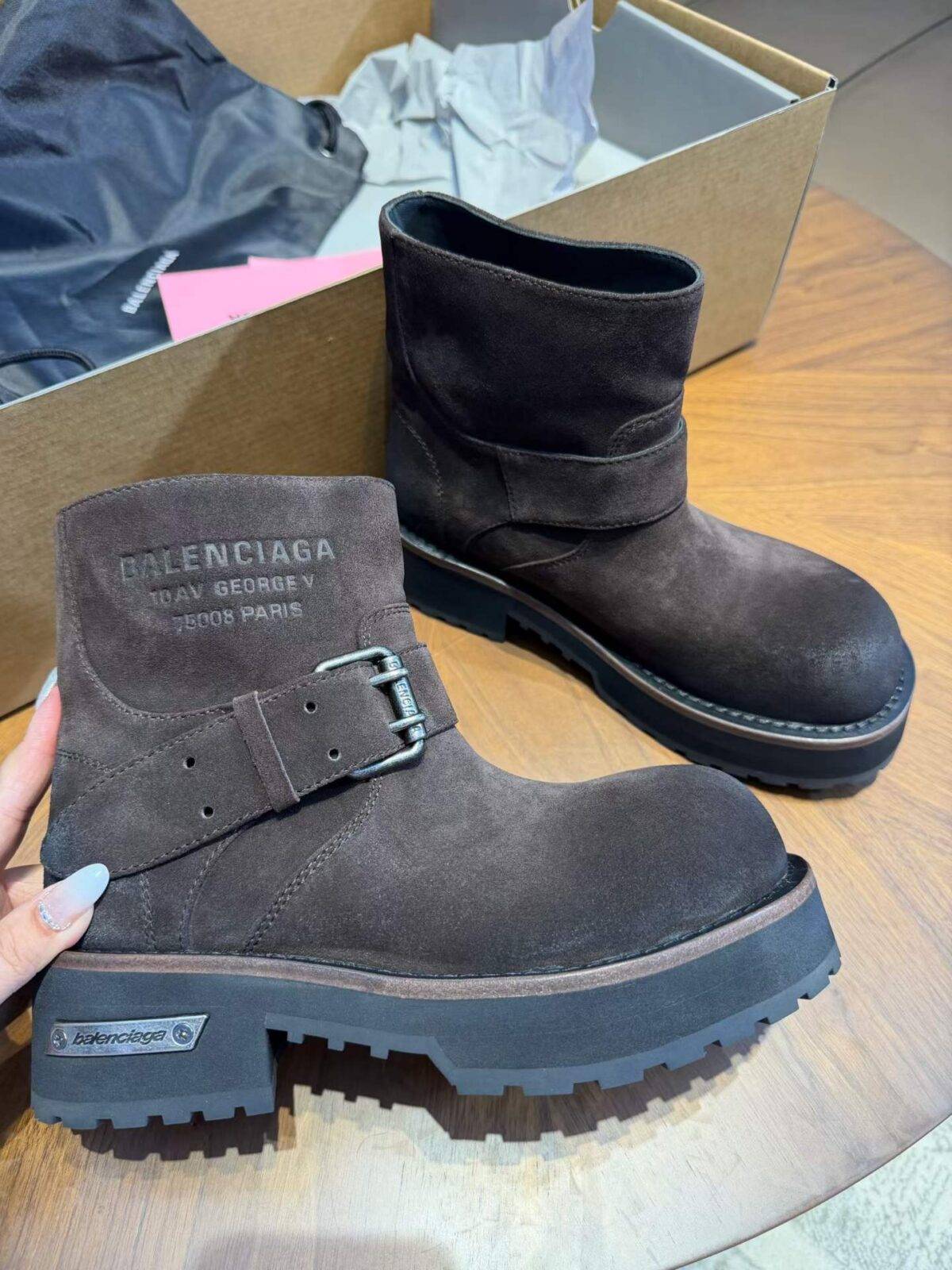 BALENCIAGA FW 26 VENOM BOOTS BY - Image 4