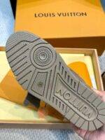 LOUIS VUUUITTON TRAINER Sneakers - Image 8