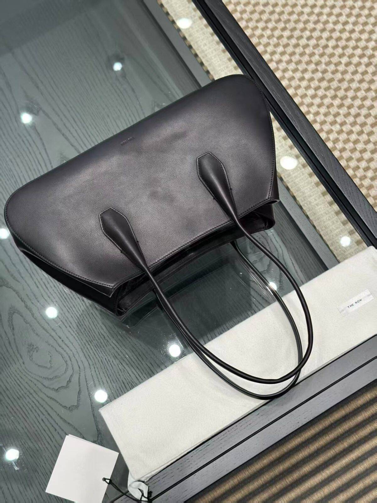 THE ROW ALGER SHOULDER BAG - Image 13
