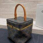 CELINE CUBE IN SUPPLE CALFSKIN - Image 4