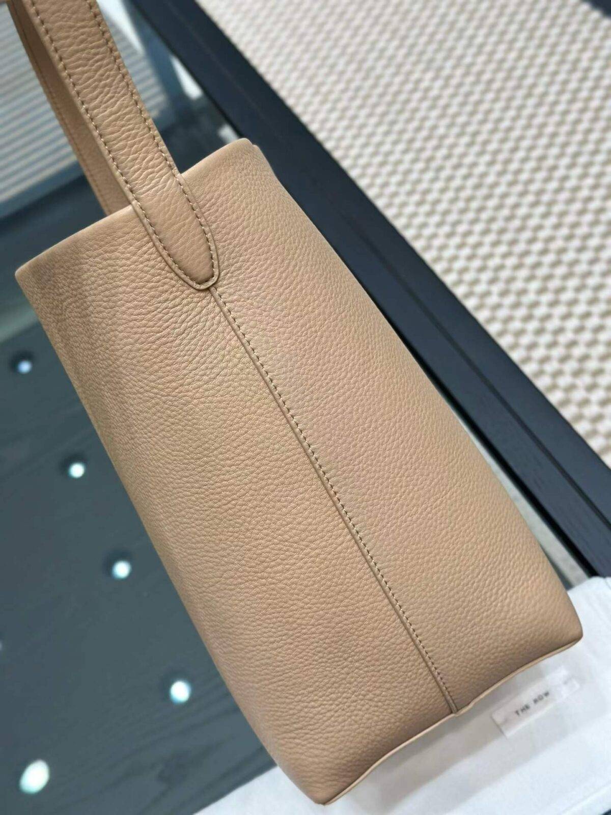 THE ROW  N/S Park Leather tote bag - Image 3
