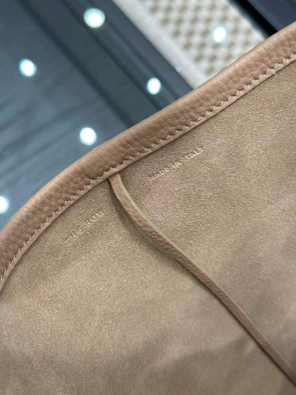 THE ROW  N/S Park Leather tote bag - Image 8