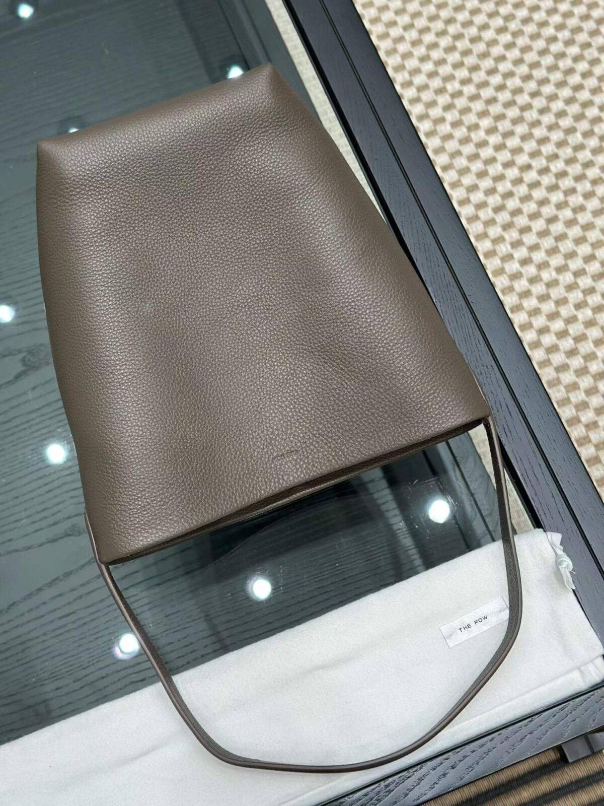 THE ROW  N/S Park Leather tote bag - Image 2
