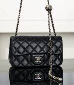 CHANEL  Flap Bag