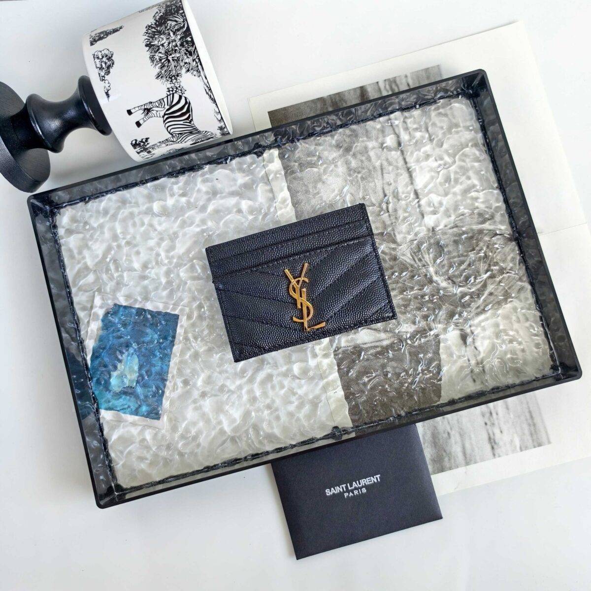 YSL CASSANDRE card case in lambskin - Image 3