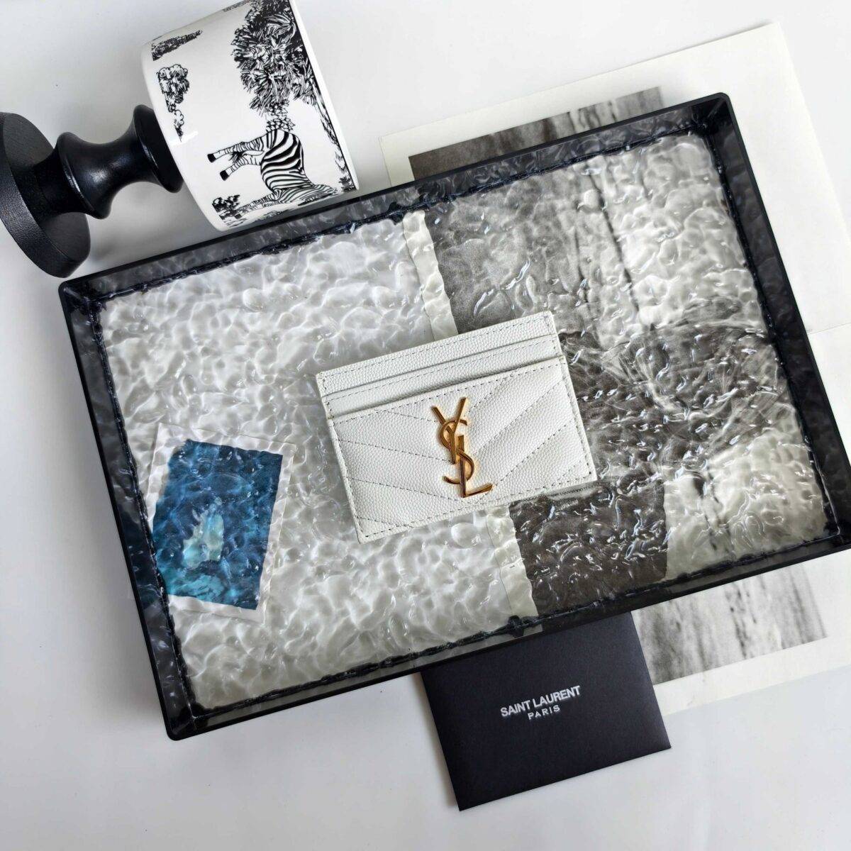 YSL CASSANDRE card case in GRAIN DE POUDRE leather - Image 5