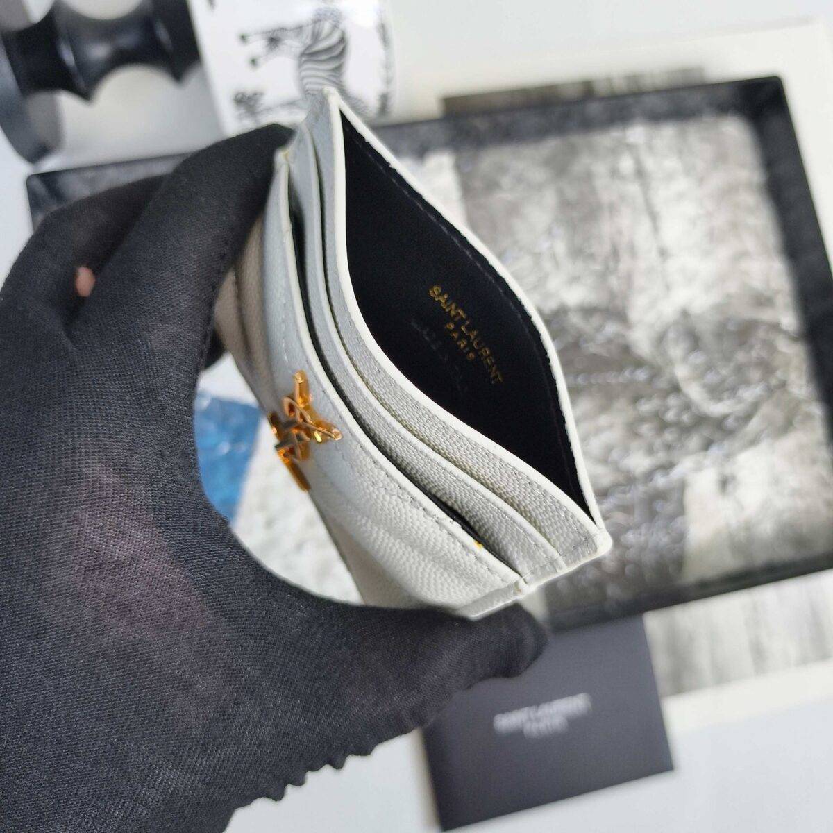 YSL CASSANDRE card case in GRAIN DE POUDRE leather - Image 9
