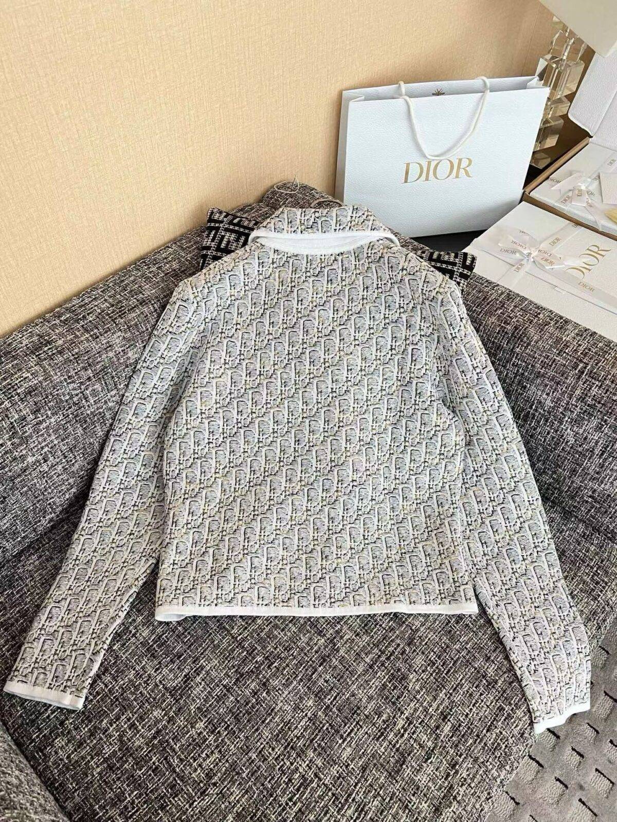 DIOR knitted coat - Image 9