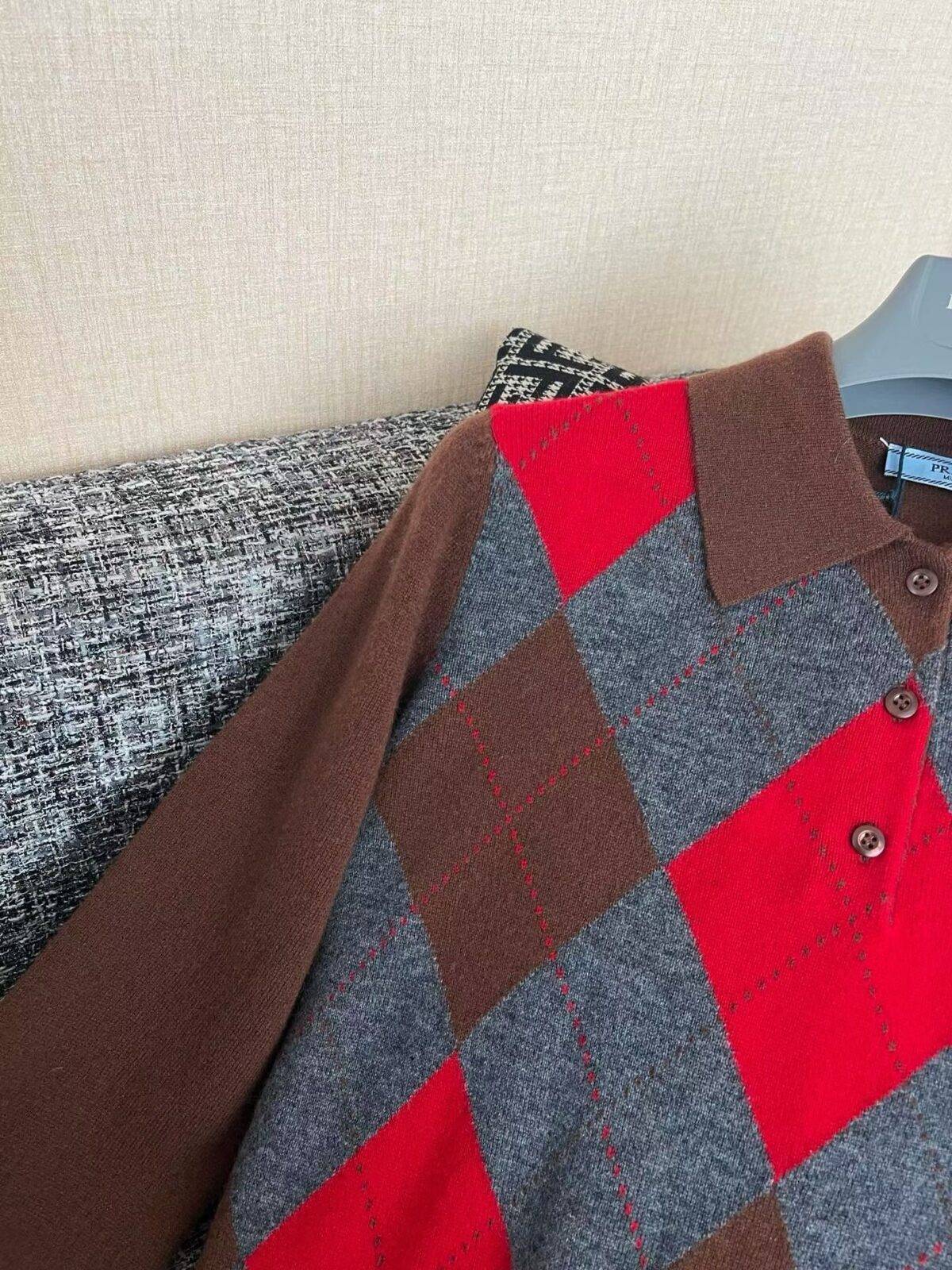 PRADA Sweater - Image 5