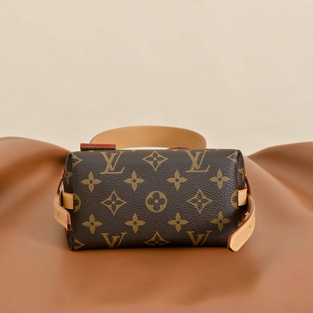 LOUIS VUITTON  NANO CARRYALL M2A711 - Image 7