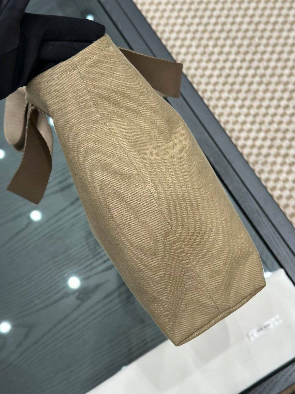 THE ROW  MEDIUM BRIAN TOTE BAG - Image 3